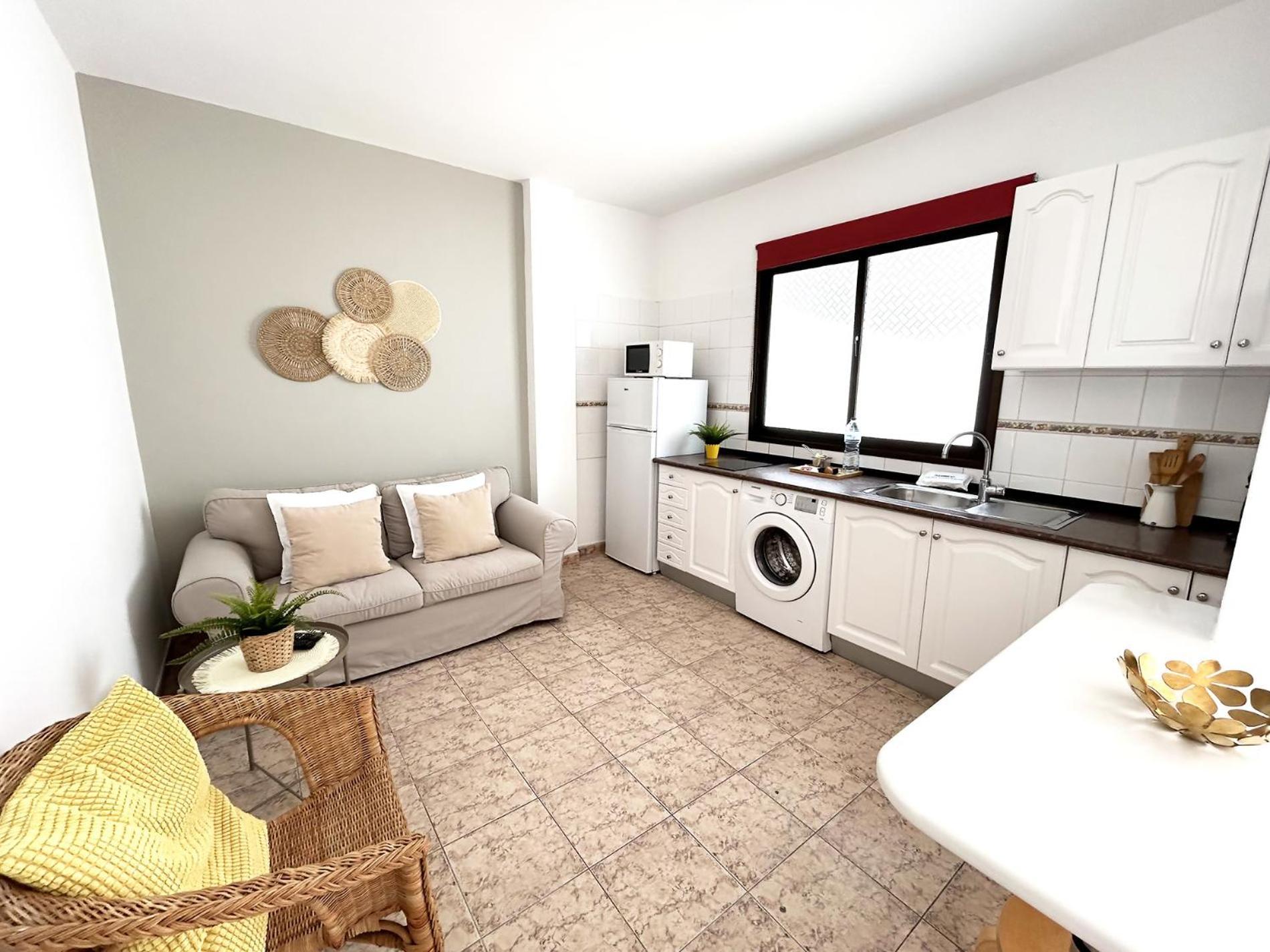 Mahostly Apartamento Comillas Ph Arrecife  Extérieur photo